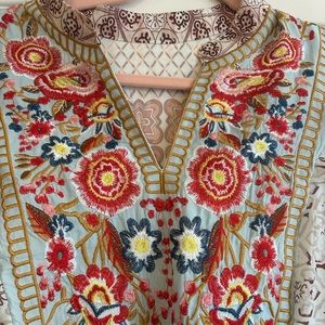 Flutter sleeve XL Embroidered Boutique Top